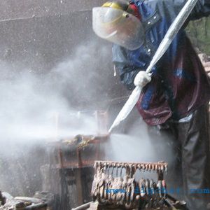 鑄件清砂機-鑄件清砂設備-高壓水射流鑄件清砂機